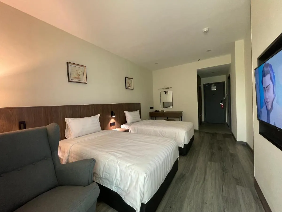 Hotel Bundusan Kota Kinabalu 3*,