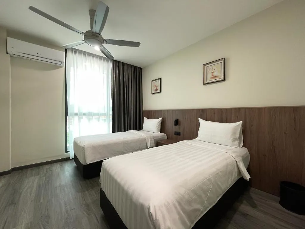 Hotel Bundusan Kota Kinabalu 3*,